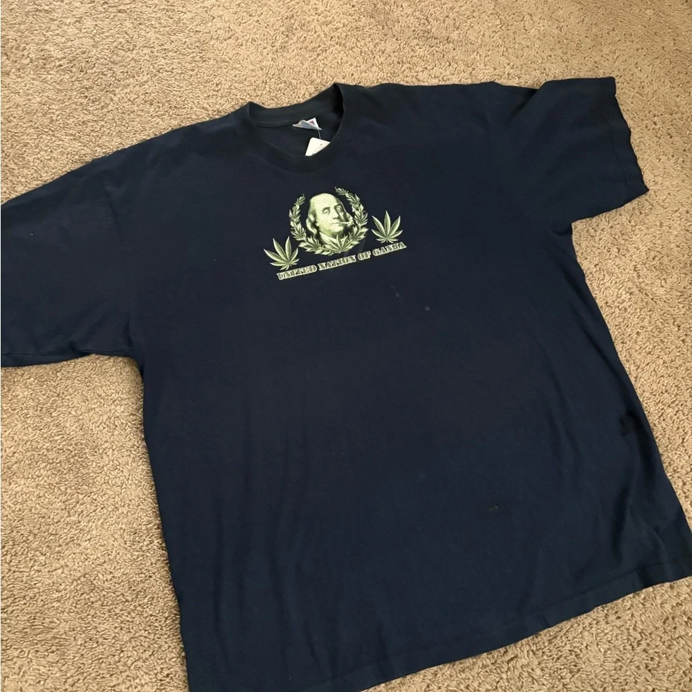 Navy Graphic T-Shirt - Picture 1 of 2